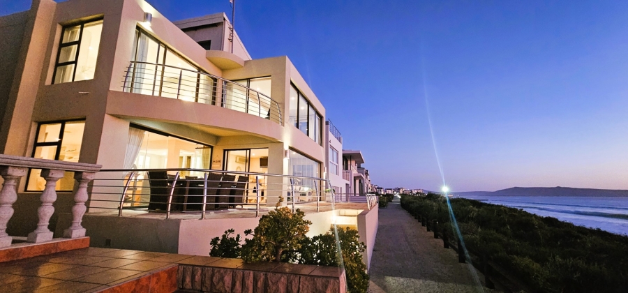 5 Bedroom Property for Sale in Calypso Beach Western Cape